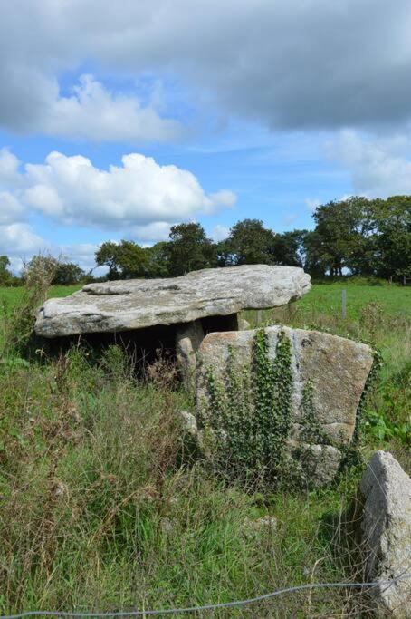Gite Du Dolmen Guiscriff Ngoại thất bức ảnh